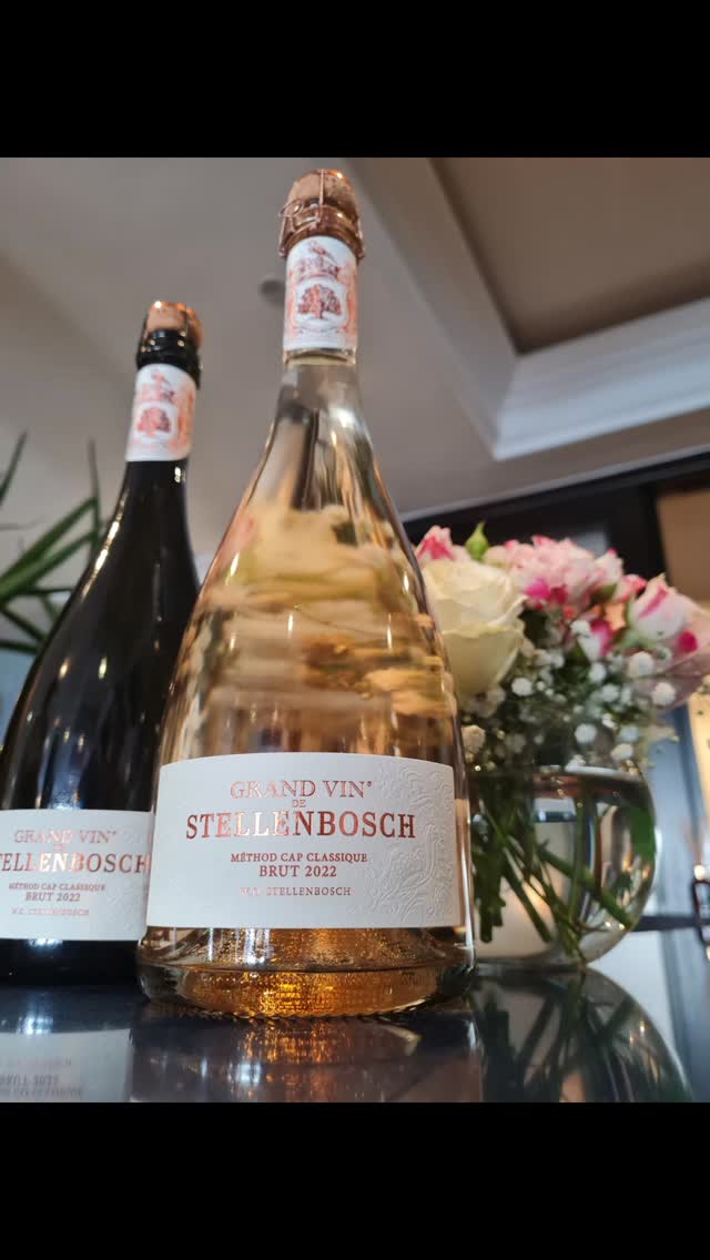 Celebrating all the Mother's with @legranddomainewinery Cap Classique at @12apostleshotel
#capclassique #mothersday #12apostles #bubbles #celebration